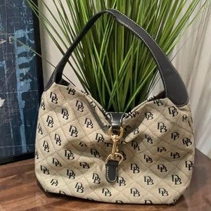 Dooney & Bourke Hobo Lock Sac Style Purse